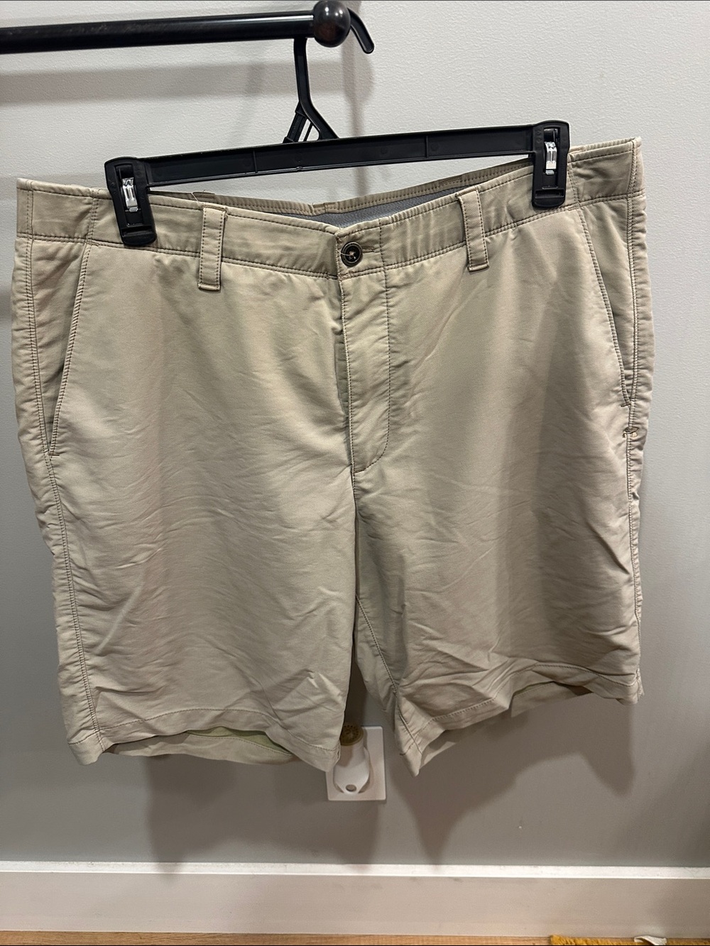 Under Armour Men's Khaki Flat Front Shorts